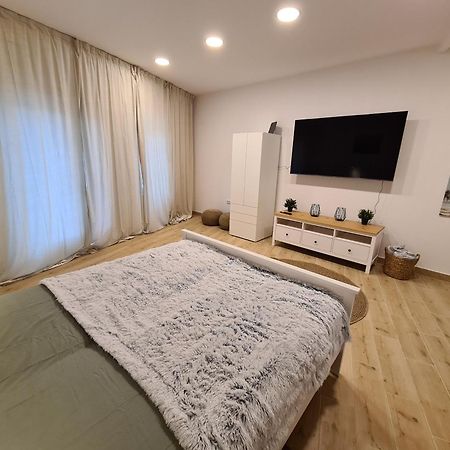 Kedves Apartman Pecs Exterior photo