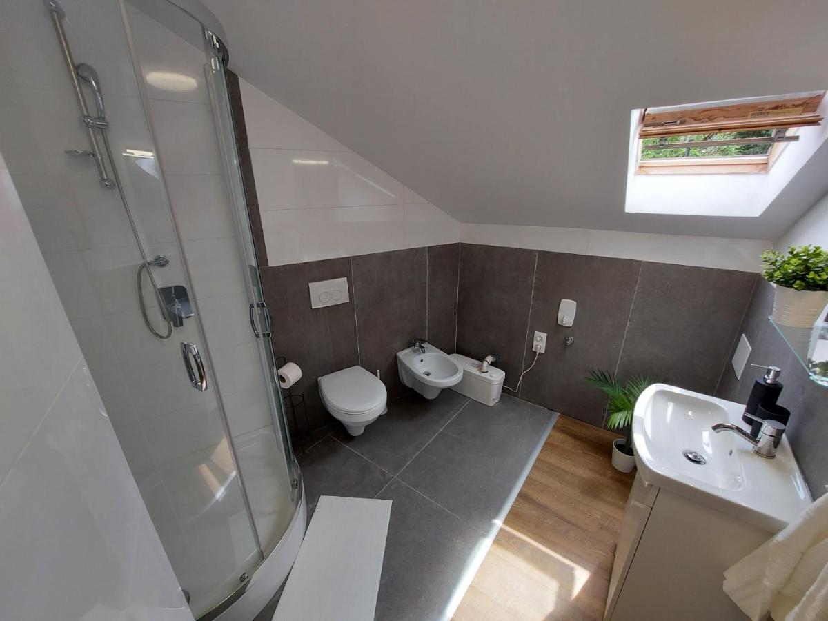 Kedves Apartman Pecs Exterior photo